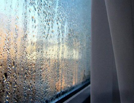 Condensation sur les fenêtres en plastique Risque de condensation
