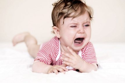 Uncomfortable contraction for the baby's body Uncomfortable contraction for the baby's body