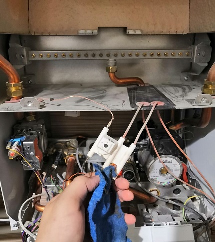 Nettoyage du système d'allumage et d'ionisation Nettoyage du système d'allumage et d'ionisation