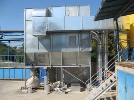 Appearance of a bag filter Appearance of a bag filter