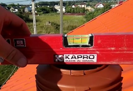Razina za određivanje položaja ventilacijske cijevi Razina za određivanje položaja ventilacijske cijevi