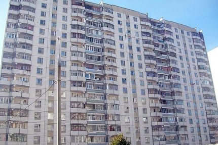 La maison a été construite selon le projet P-44 La maison a été construite selon le projet P-44