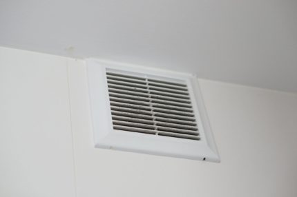Wall vent