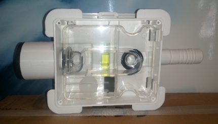 Transparent outside siphon Transparent outside siphon