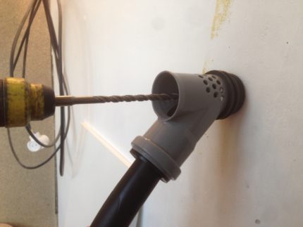 Vacuum cleaner to the puncher Vacuum cleaner to the puncher