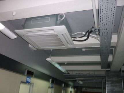 Système de séparation au plafond Système de séparation au plafond