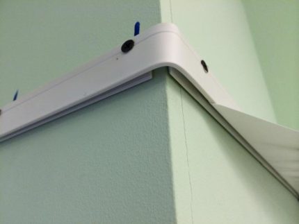 Profil de plafond tendu